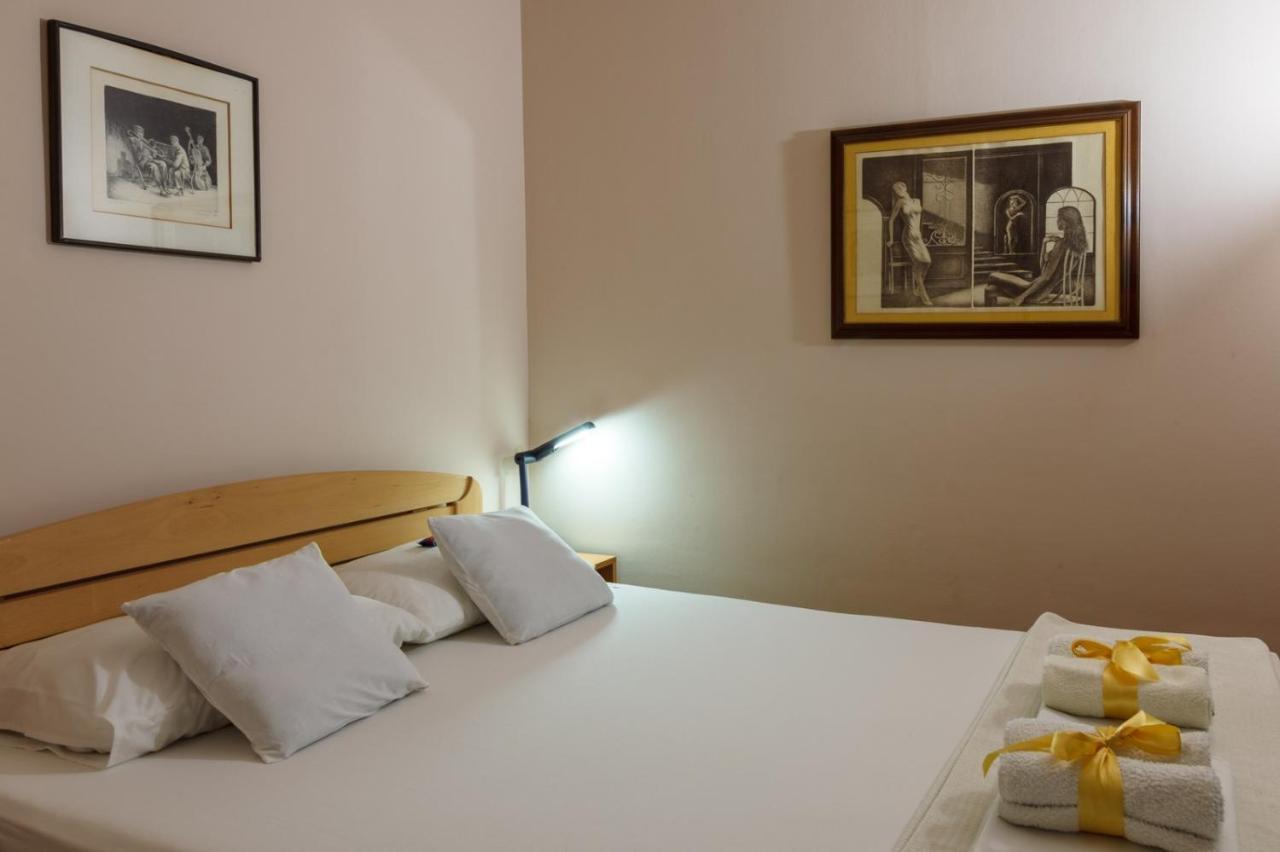 Apartmani Capi Golubac Ruang foto