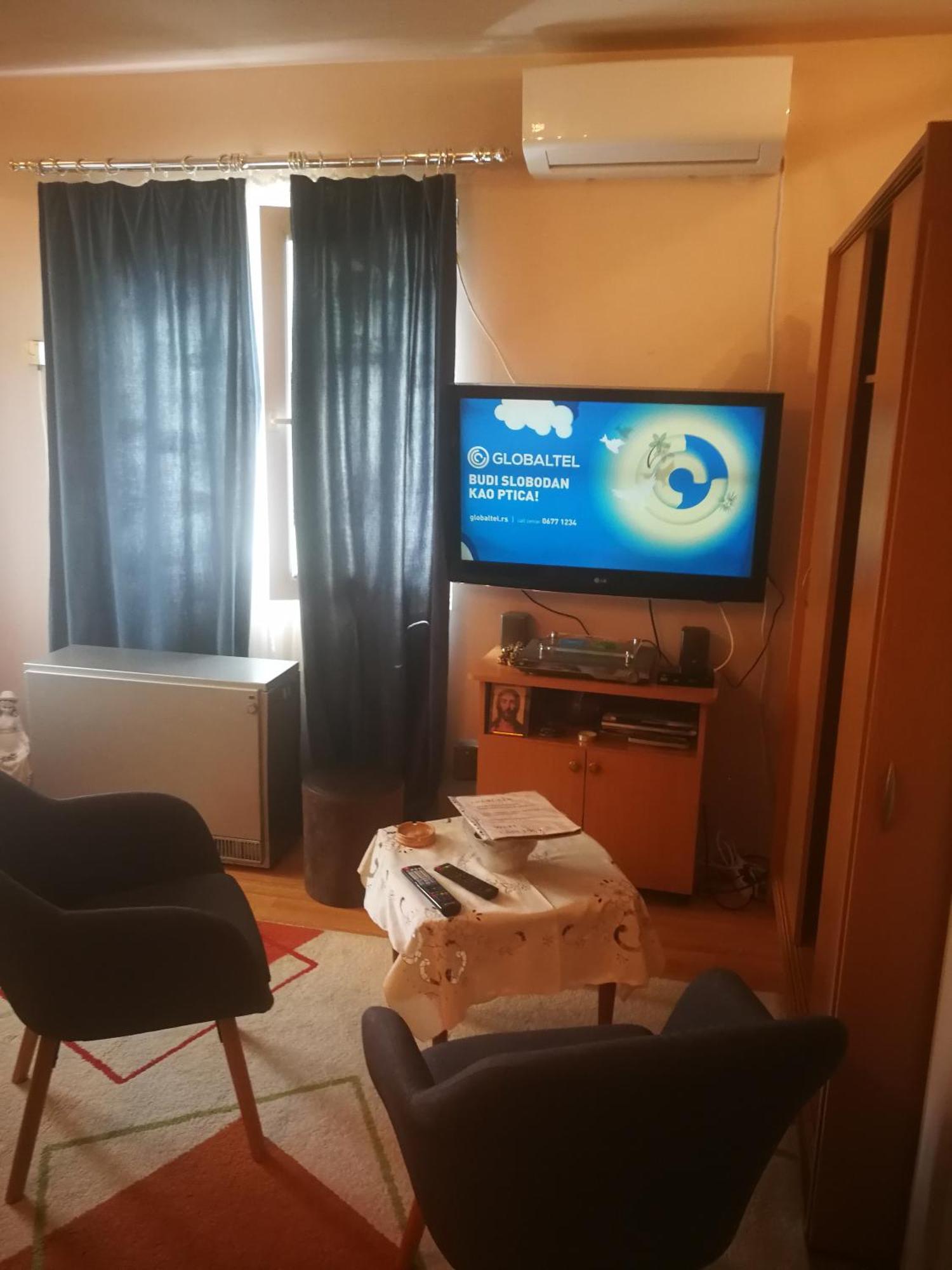 Apartmani Capi Golubac Ruang foto